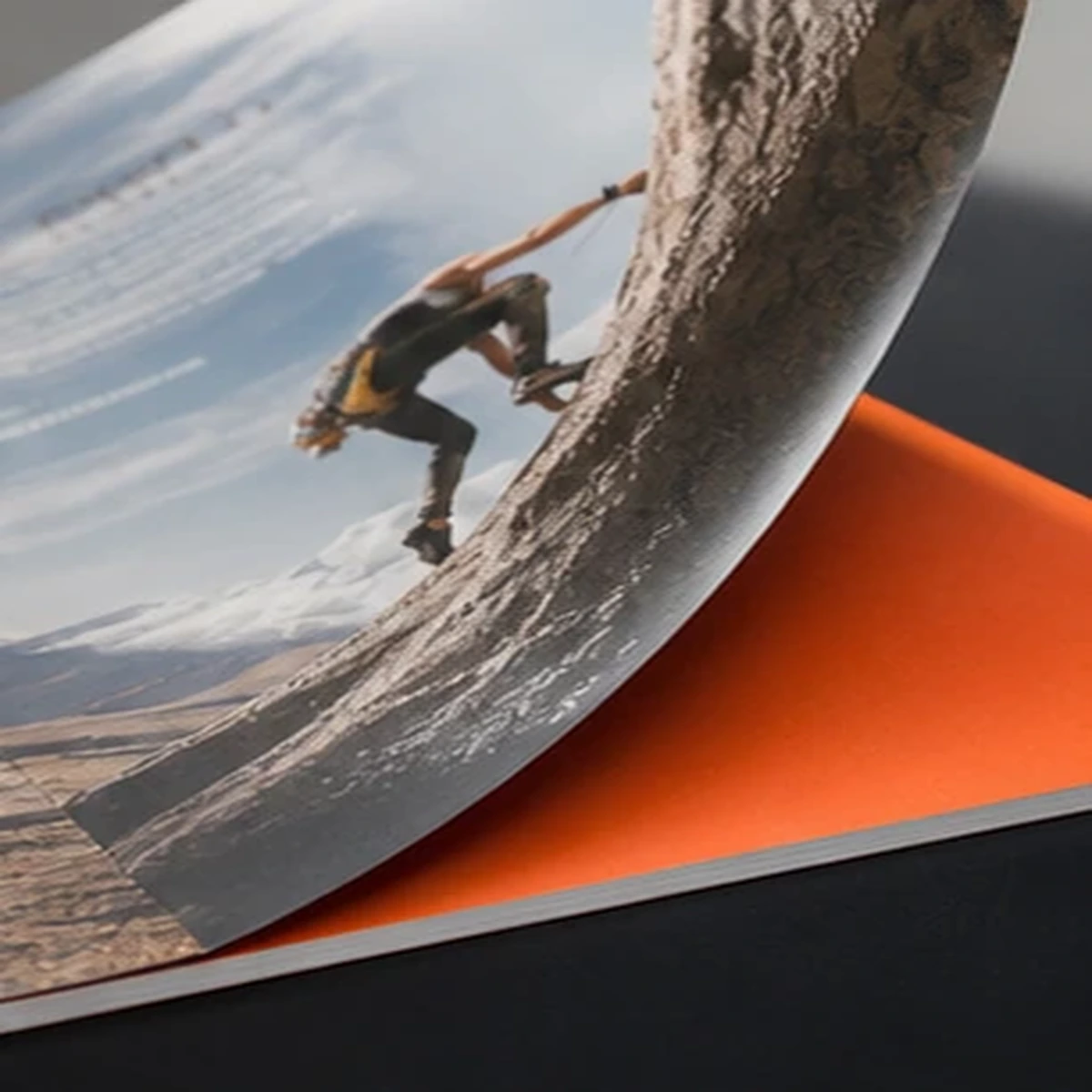 Flyers finishing detail